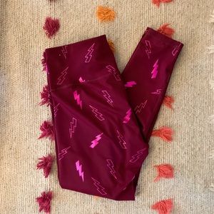 Old Navy lightening bolt workout leggings